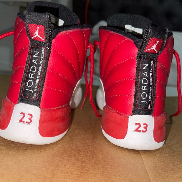 Air Jordan 12 Retro PS 'Gym Red' - Red & White 
Size US 3 = UK 2.5 / EUR 35 - Picture 3 of 7